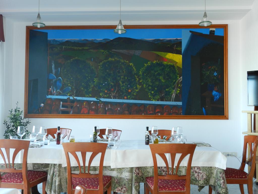Hotel Il Mulino Capo dʼOrlando Exteriör bild
